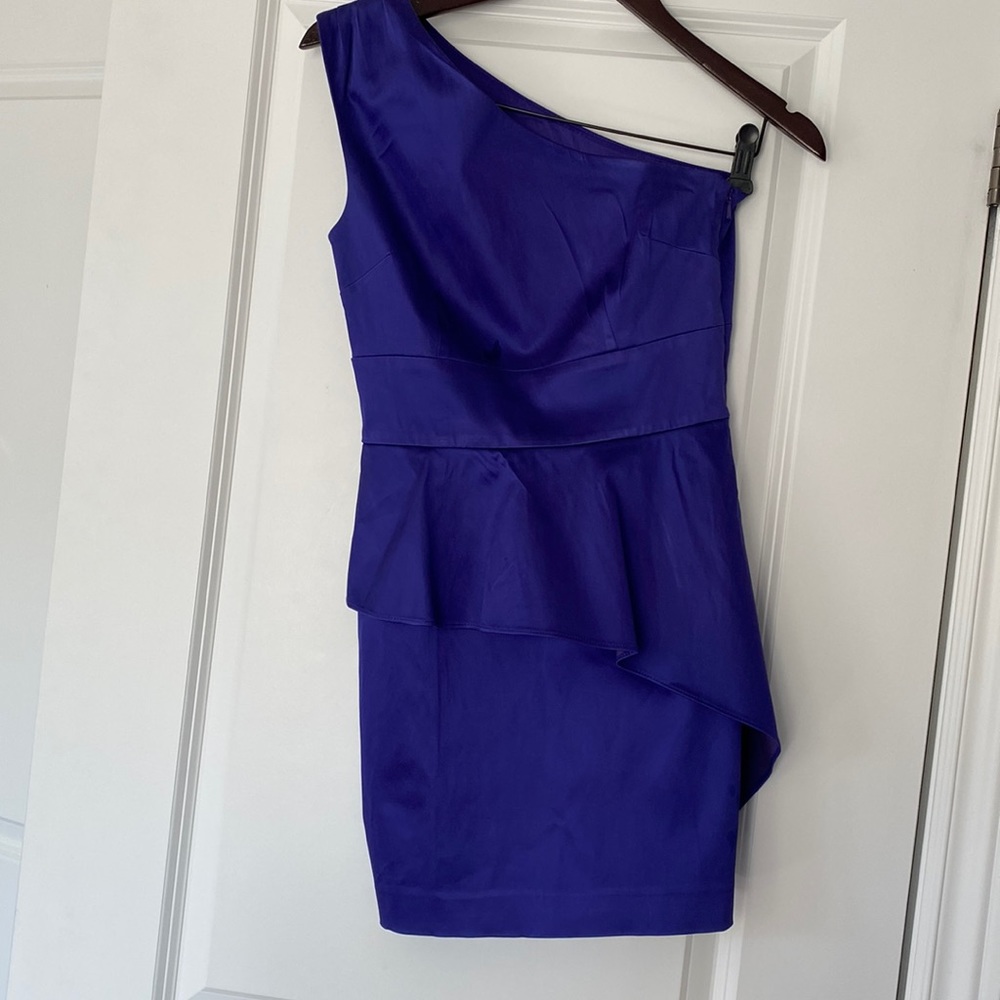 Guess by Marciano One Shoulder Blue Purple Satin Mini Dress - Picture 3 of 6